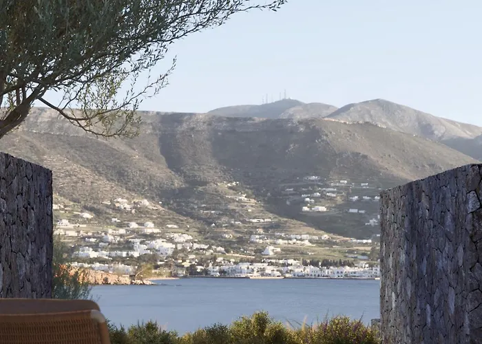 Rezort Kenshō Paros Krotiri